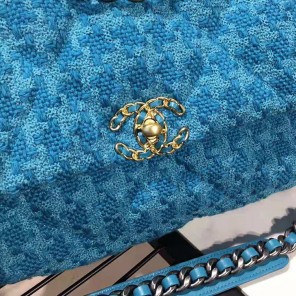 2020 Chanel 19 maxi flap bag
