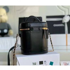 2021 Chanel vanity case