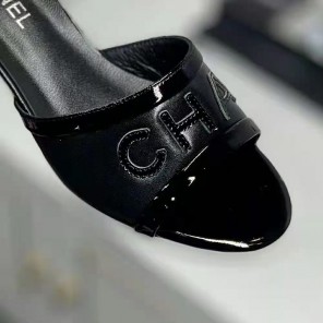 2021 chanle sandals