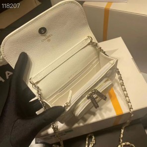 2022 Chanel CLUTCH WITH CHAIN