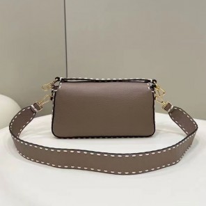 2022 Fendi Baguette