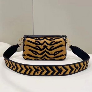 2022 Fendi Baguette