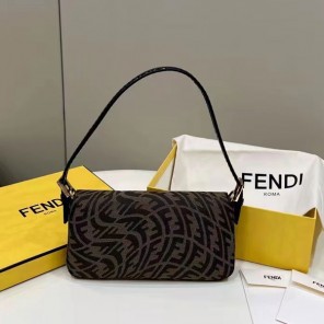 2022 Fendi Baguette