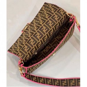 2022 Fendi Baguette