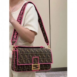 2022 Fendi Baguette