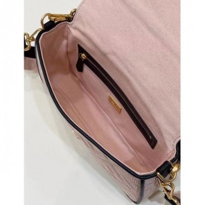 2022 Fendi Baguette