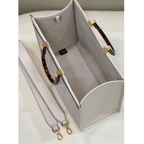 2022 Fendi Sunshine Medium