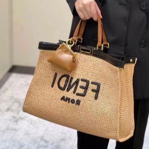 2022 Fendi Tote