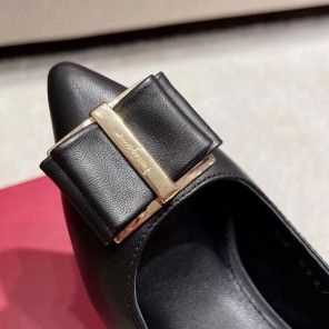 2023 Ferragamo women shoes