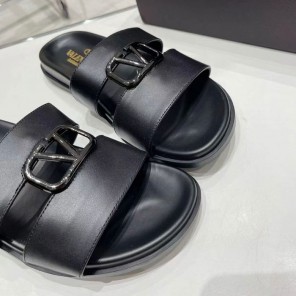 2023 Valentino women shoes