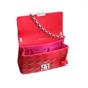 Geranium leather 
