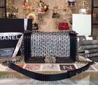 2016 Boy Chanel Flap Shoulder Bag Original Pearl embroidery A67086 Black