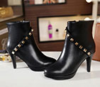2016 Valentino women Boots in Calfskin leather VN0378