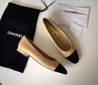 2016 chanle Flat shoes in Cowhide leather CHW0918