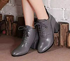 2016 chanle women Boots in Calfskin Leather