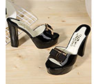 2017 Ferragamo women high-heeled shoes in Patent leather LFWS0182
