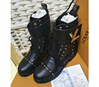 2017 Louis vitton women boot in Calfskin leather with rivet SW0635