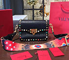 2017 Valentino GUITAR ROCKSTUD ROLLING CROSS SMALL BAG 0936M