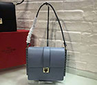 2017 Valentino Garavani shoulder bag in calfskin 1040
