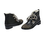 2017 Valentino women Boot in Calfskin leather with rivet VN0430