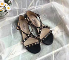 2017 Valentino women Flat shoes with rivet VN0392