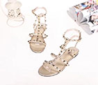 2018 Valentino women Flat Sandal in Calfskin with rivet VN0565
