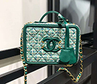 2019 Chanel vanity case A93343