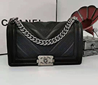 2019 Le Boy Chanel Flap Shoulder Bag
