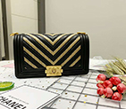 2019 Le Boy Chanel Flap Shoulder Bag