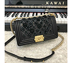 2019 Le Boy Chanel Flap Shoulder Bag