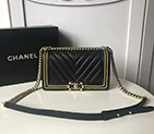 2019 Le Boy Chanel Flap Shoulder Bag