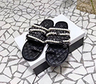 2019 chanle women Flat shoes in Calfskin CHW2228