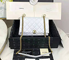 2020 Chanel 19 flap bag AS1172