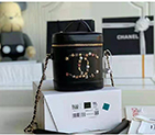 2021 Chanel vanity case