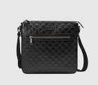 Gucci Signature leather messenger 406408 CWCBN 1000
