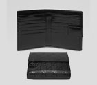 flap french wallet with interlocking G charm