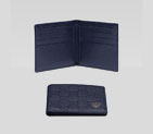 bi-fold wallet with metal gucci crest detail 203601 BEG1N 4166