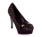 lousi vutton shoes with coffee