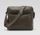 shoulder bag with metal interlocking G detail 256083 AKZ1N 3216