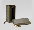 zip around wallet with tassel and bamboo detail 224253 A261Z 3216