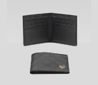 bi-fold wallet with metal gucci crest detail 203601 BEG1T 1000