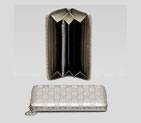 continental wallet with interlocking G charm 212110 FU49N 8108