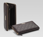 zip around wallet with gucci trademark engraved me 112724 A0V1G 2019