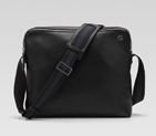 medium messenger bag with metal interlocking G det